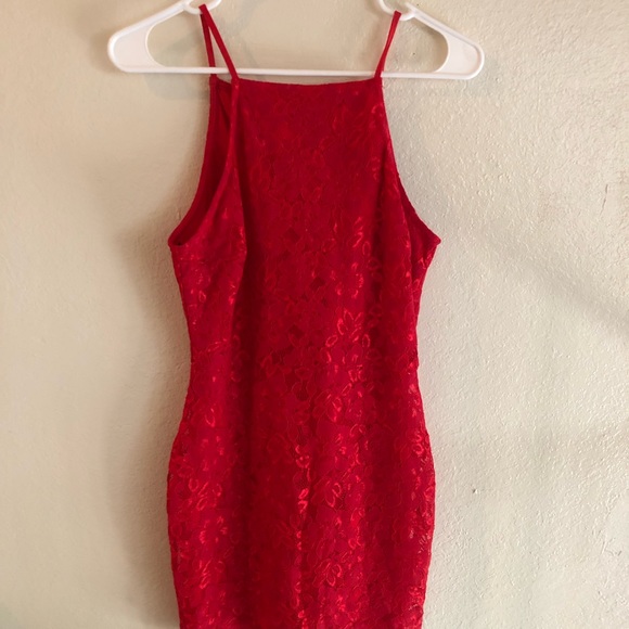SOLD Missguided lace red dress - Picture 2 of 9